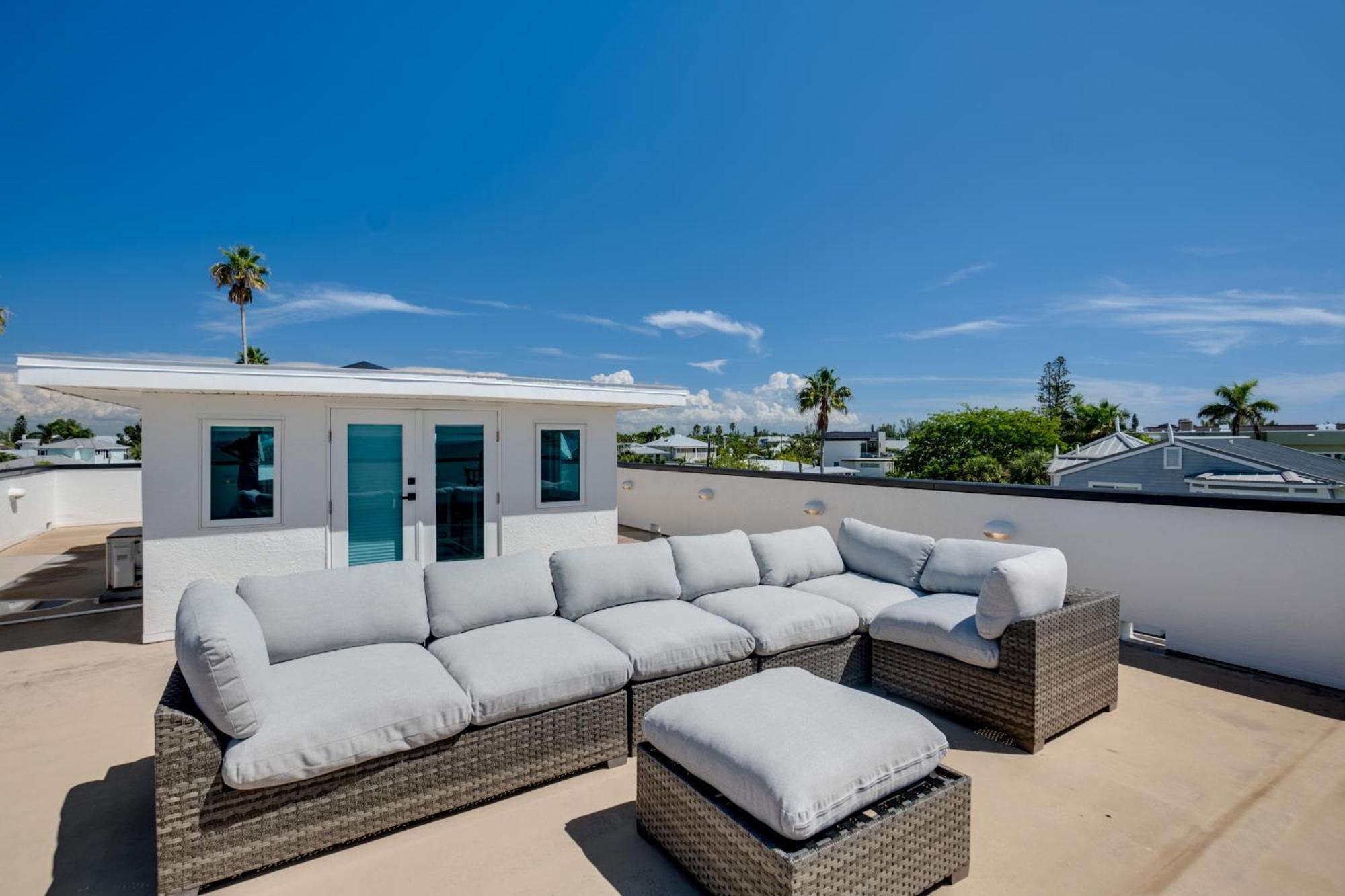 Bean Point Retreat By Seabreeze Vacation