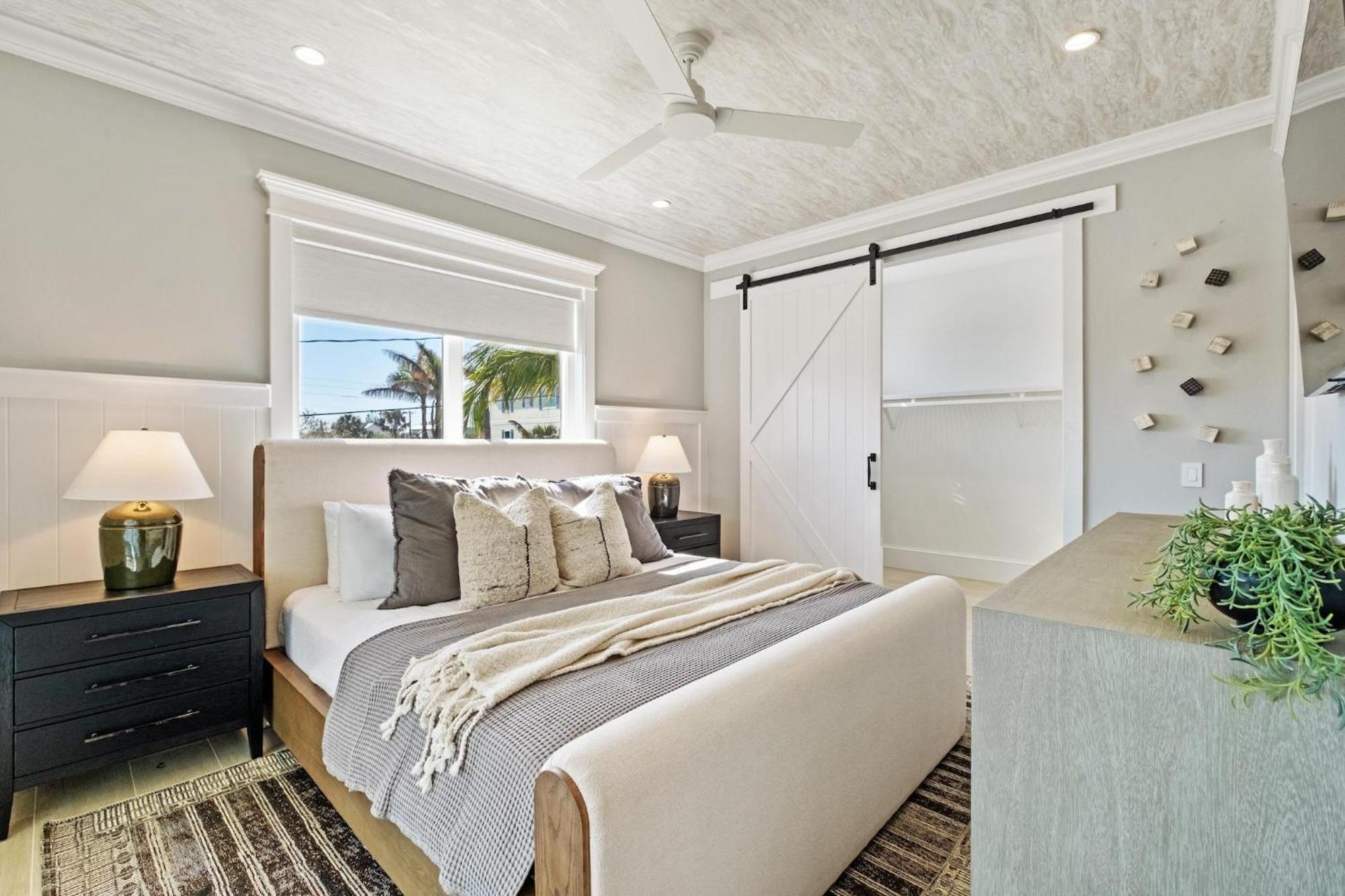 Bay View Beauty * Anna Maria