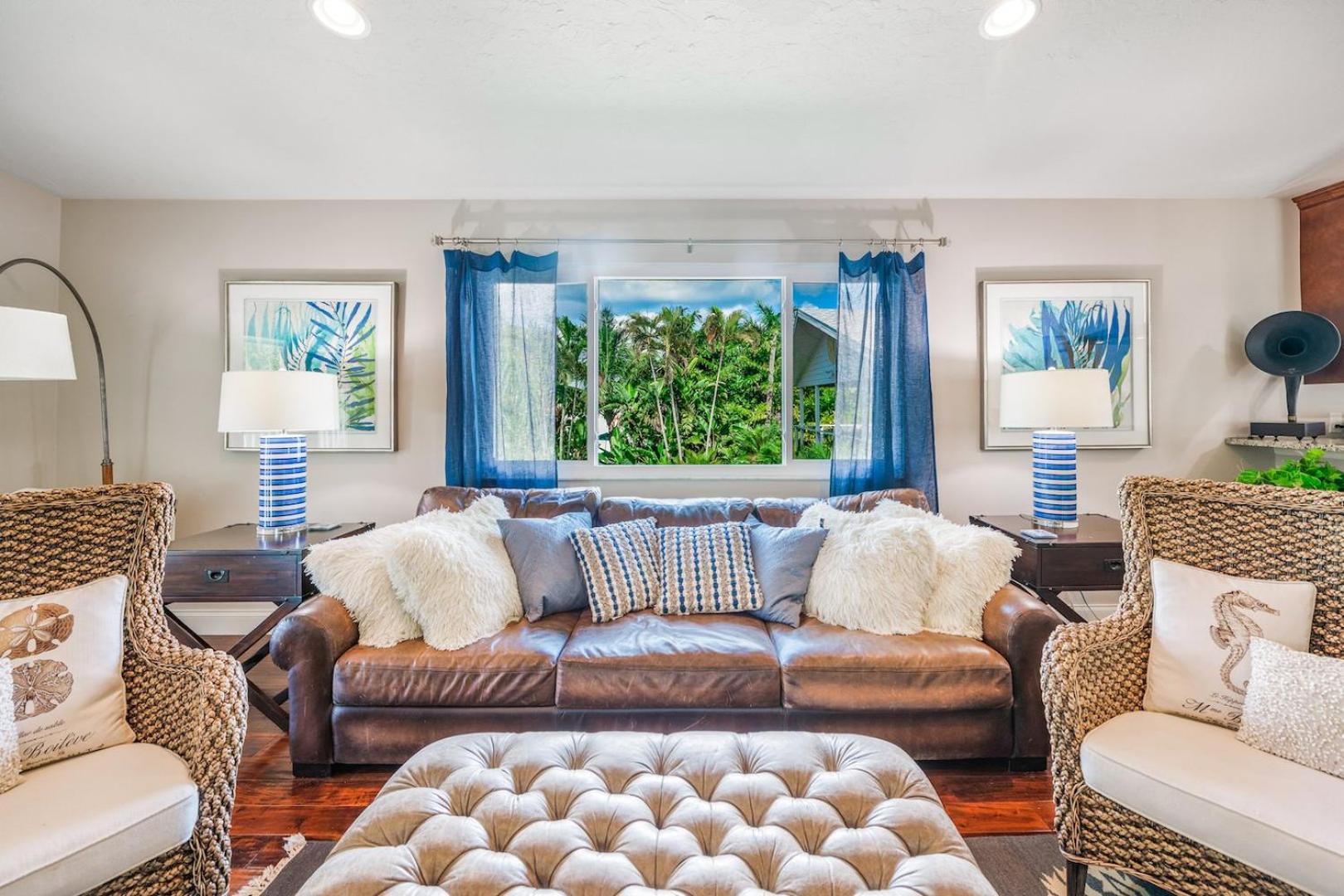 Decked Out - Stunning Huge Sunny Style Heated Pool Walk To Pine Ave * Anna Maria