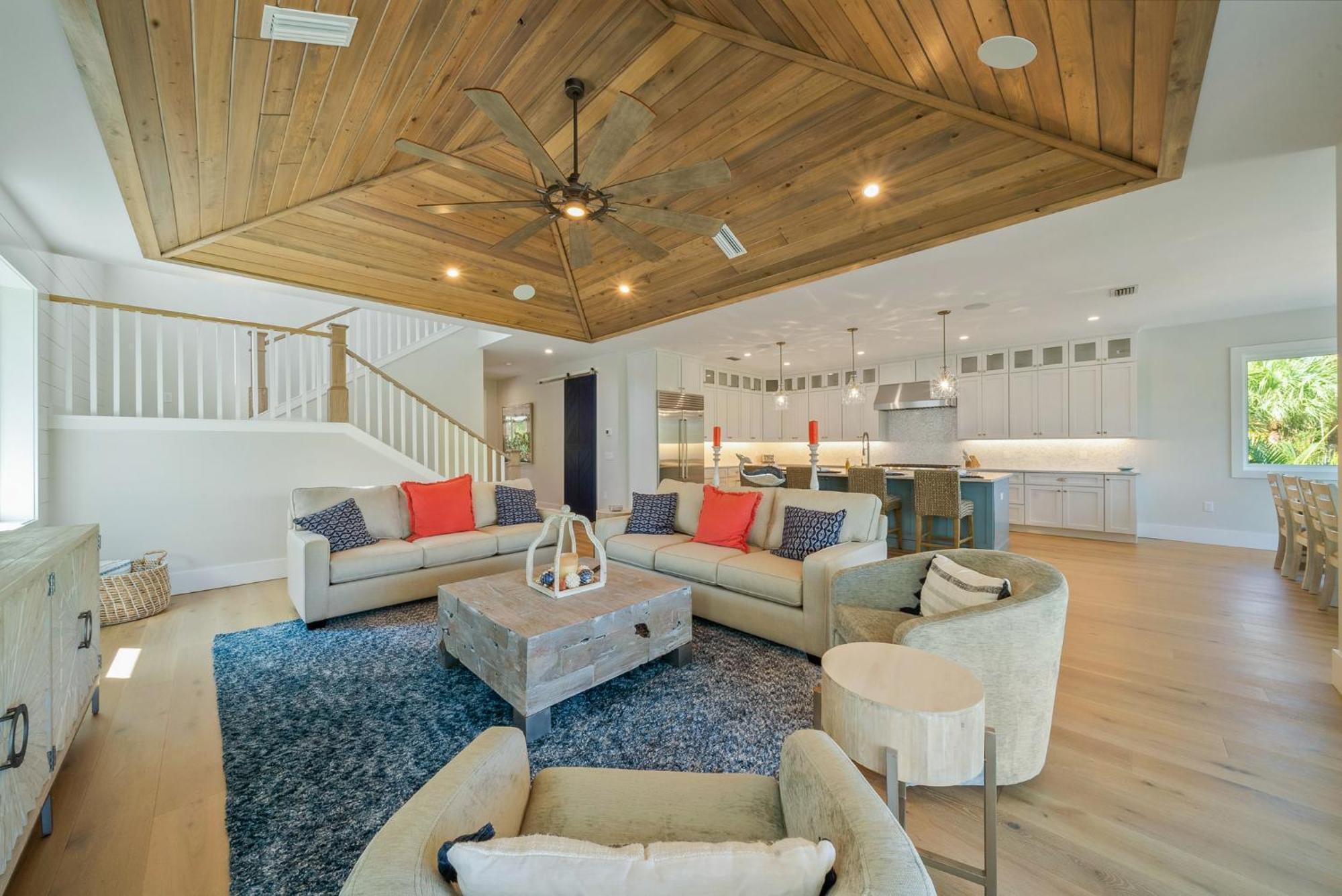 Holiday home Acqualuxe - Exquisite 2022 Lux Canal W Outdoor Oasis Pool Dock Sup Kayaks Fire Pit Anna Maria