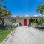 Bo\'S Beach Bungalow