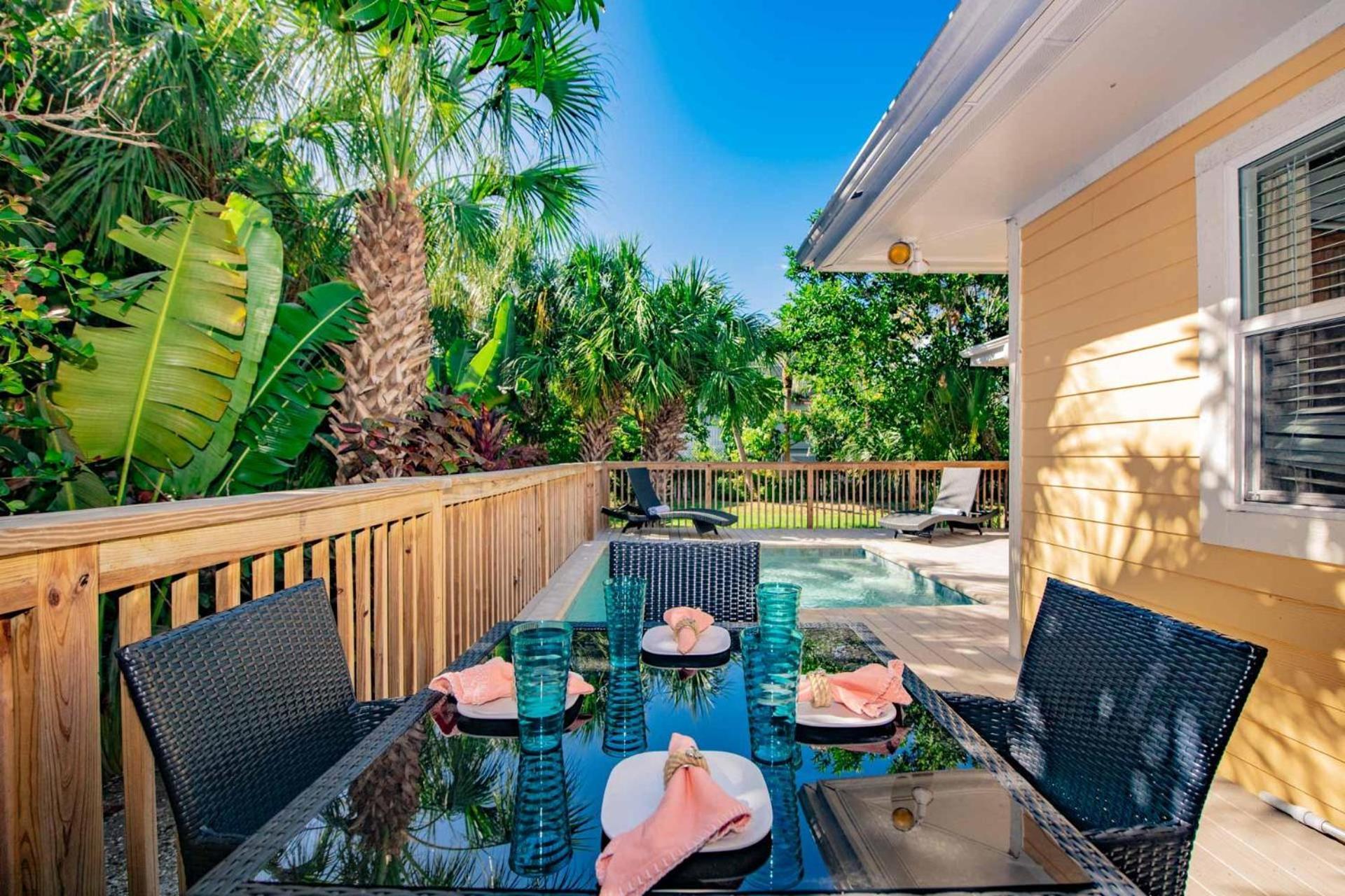 Sweet Melissa's House * Anna Maria