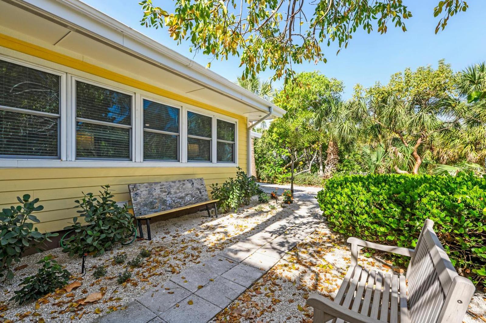 Sweet Melissa's House Anna Maria