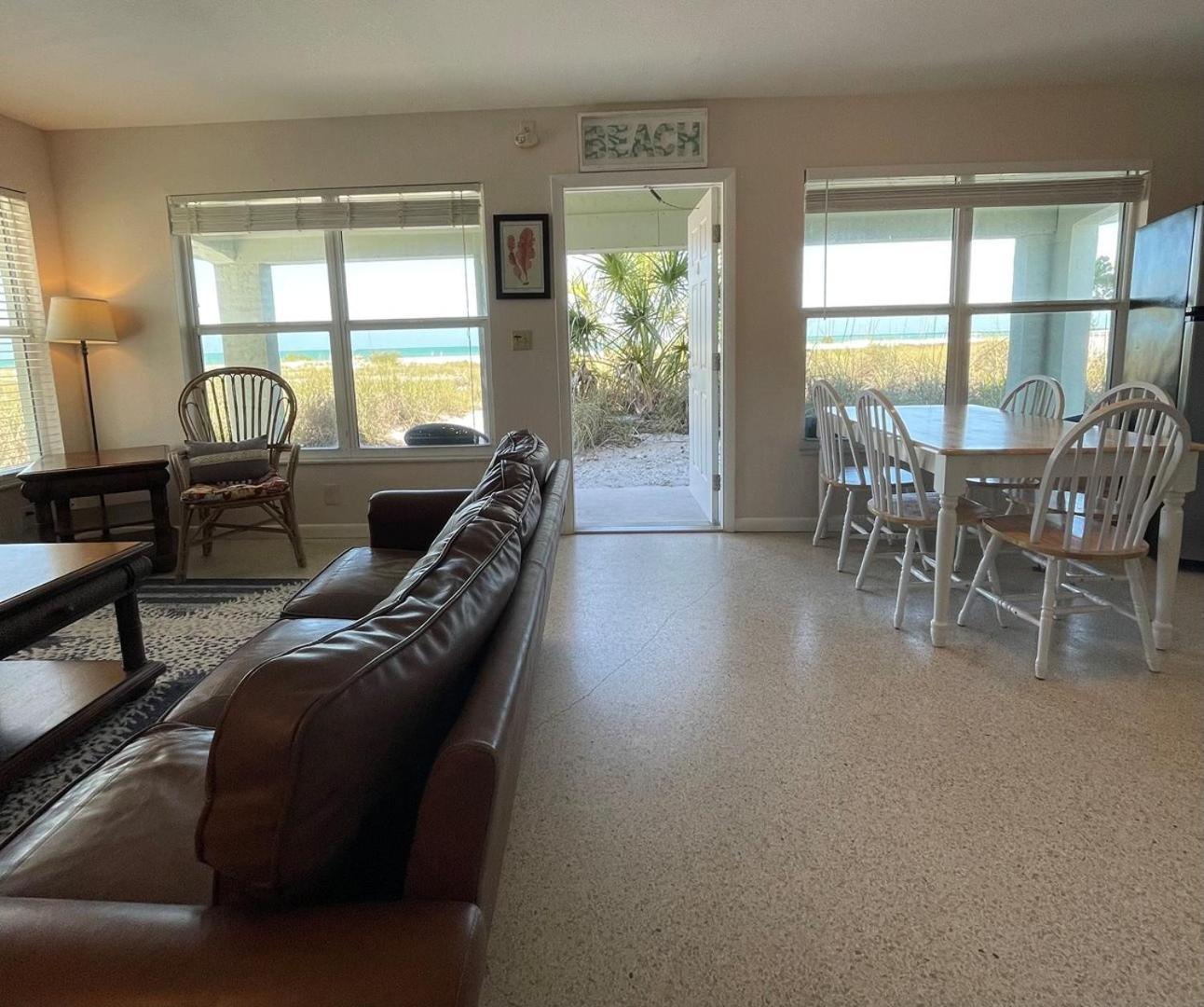 Apartment 763 North Shore Downstairs Apts Anna Maria