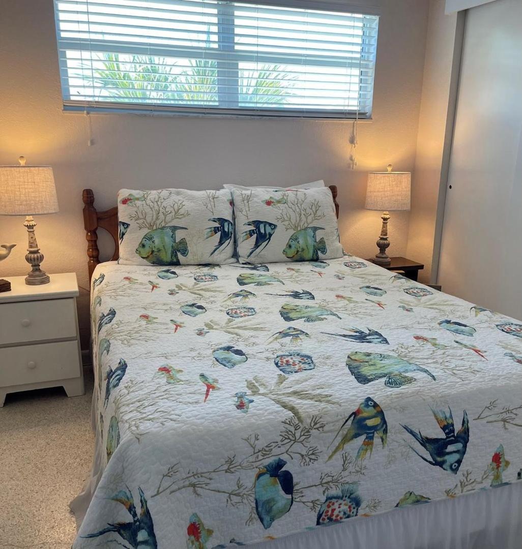 763 North Shore Downstairs Apts Anna Maria
