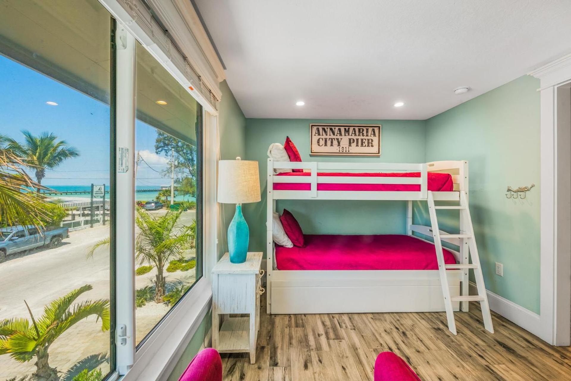 Villa Blissful Bay At Bayside