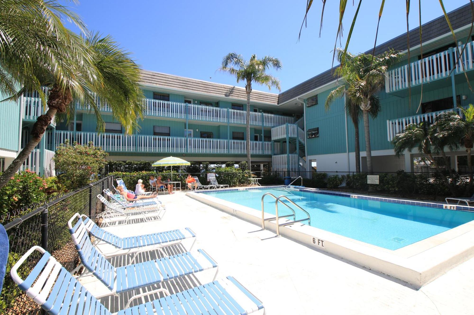 Apartment Island Retreat