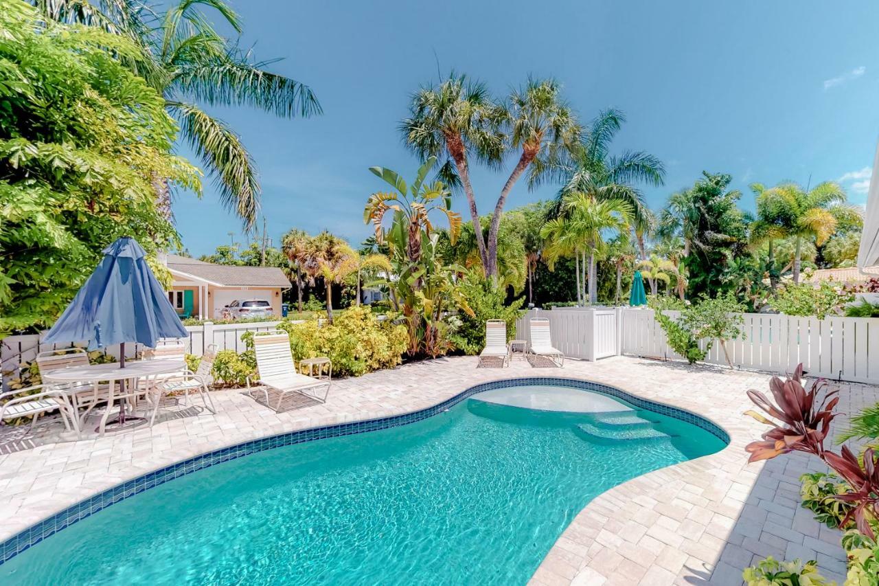 Blue Wave West Villa