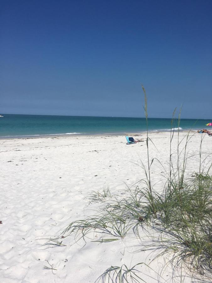 Coquina Club 109 *