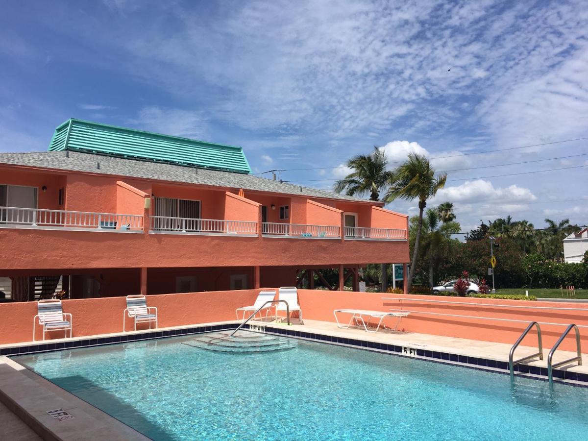 Apartment Coquina Club 109 Anna Maria